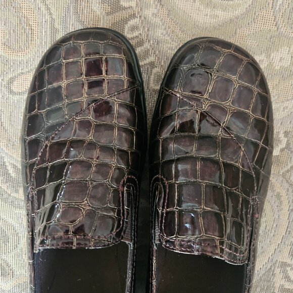 CLARKS Bendables Women's 8M Brown Croc Embossed Slip-On Loafers - Picture 6 of 10
